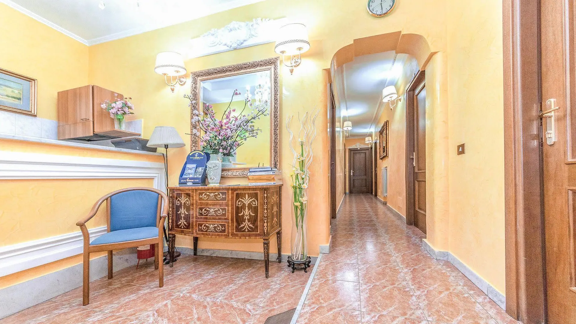 Downtown Accommodation Рим 2*,